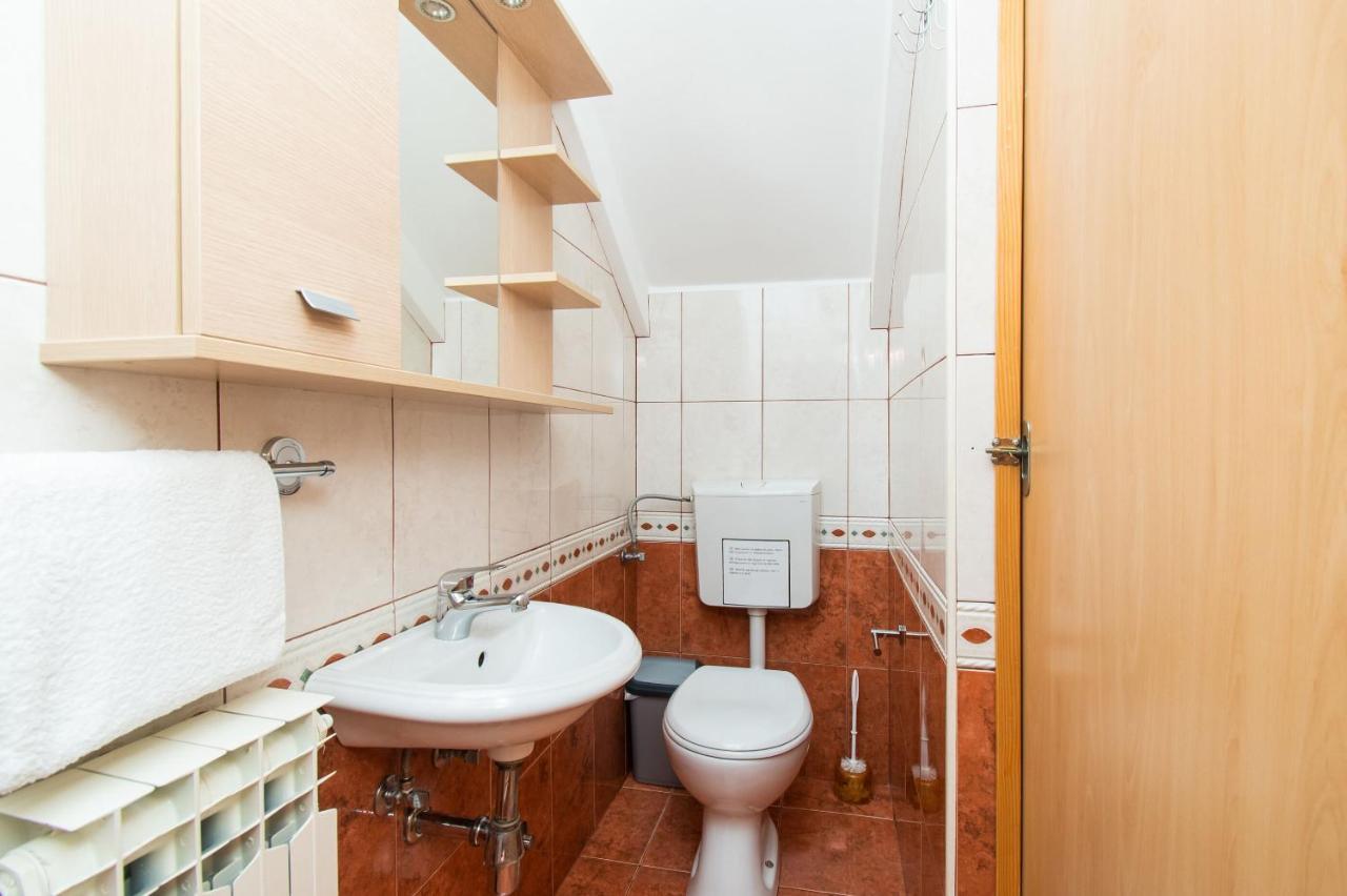 Apartment Julija Водице Екстер'єр фото