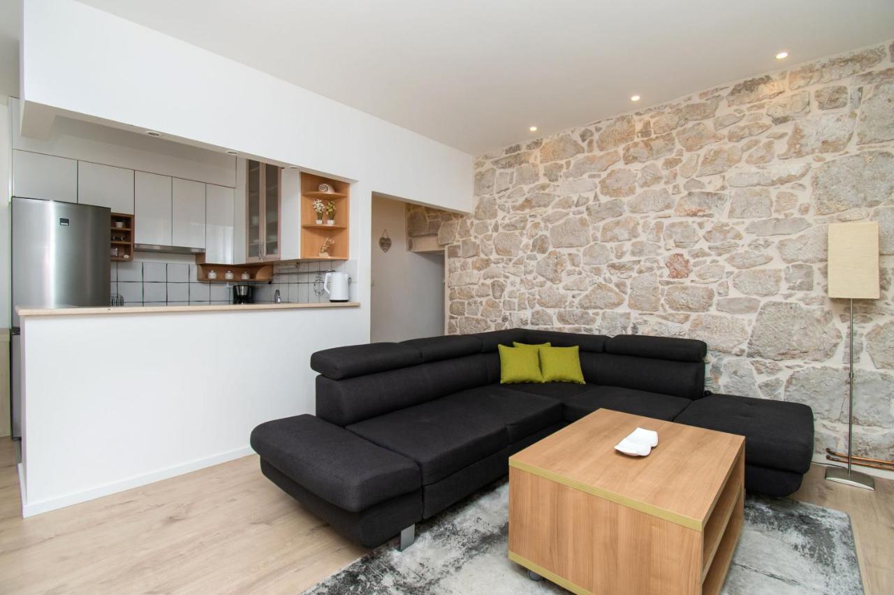 Apartment Julija Водице Екстер'єр фото