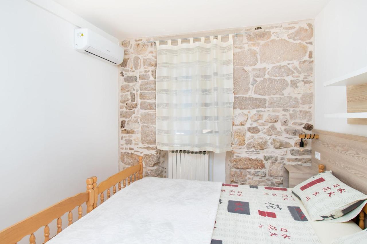 Apartment Julija Водице Екстер'єр фото