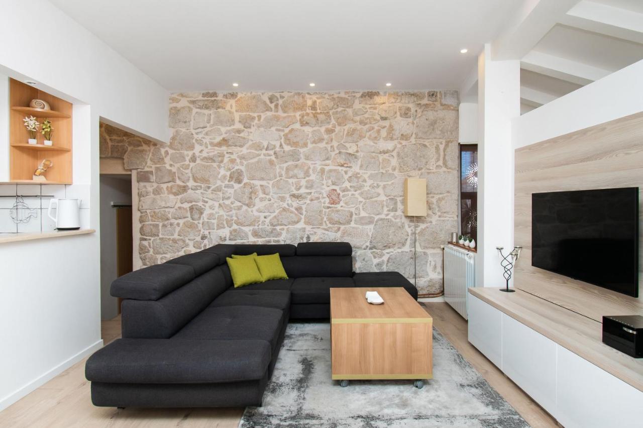 Apartment Julija Водице Екстер'єр фото